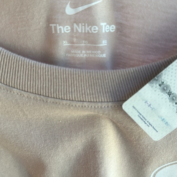 UGA Nike t-shirt - Picture 3 of 5